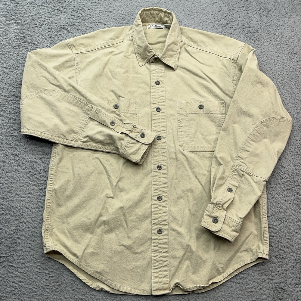 LL Bean Shirt Mens M Beige Cotton Workwear Cabinwear Vtg Canada Flap Pockets